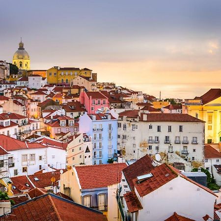 Charming Apartment II Historical Center Lisbon Bagian luar foto
