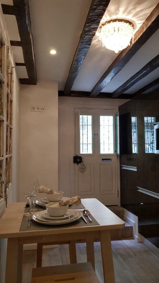 Charming Apartment II Historical Center Lisbon Bagian luar foto