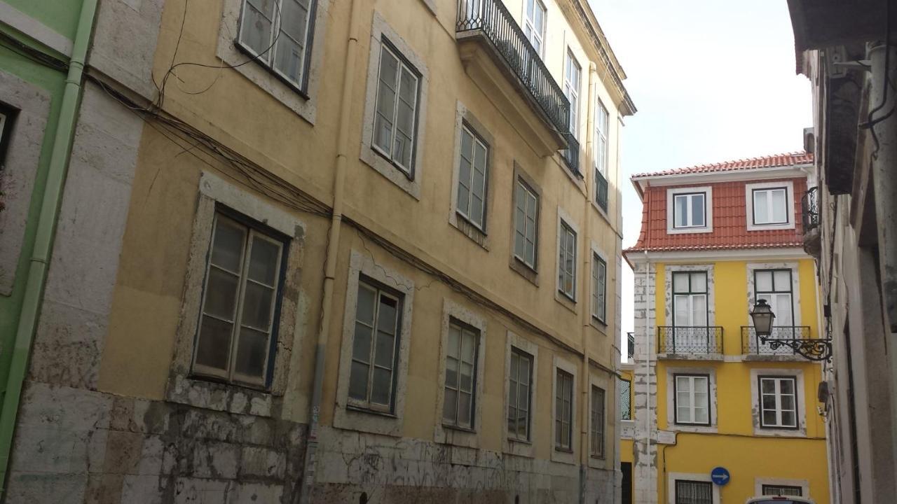 Charming Apartment II Historical Center Lisbon Bagian luar foto